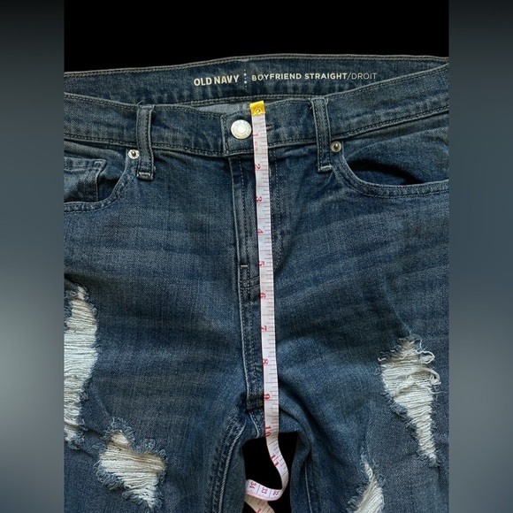 Old Navy tattered straight cut jeans - Picture 2 of 10